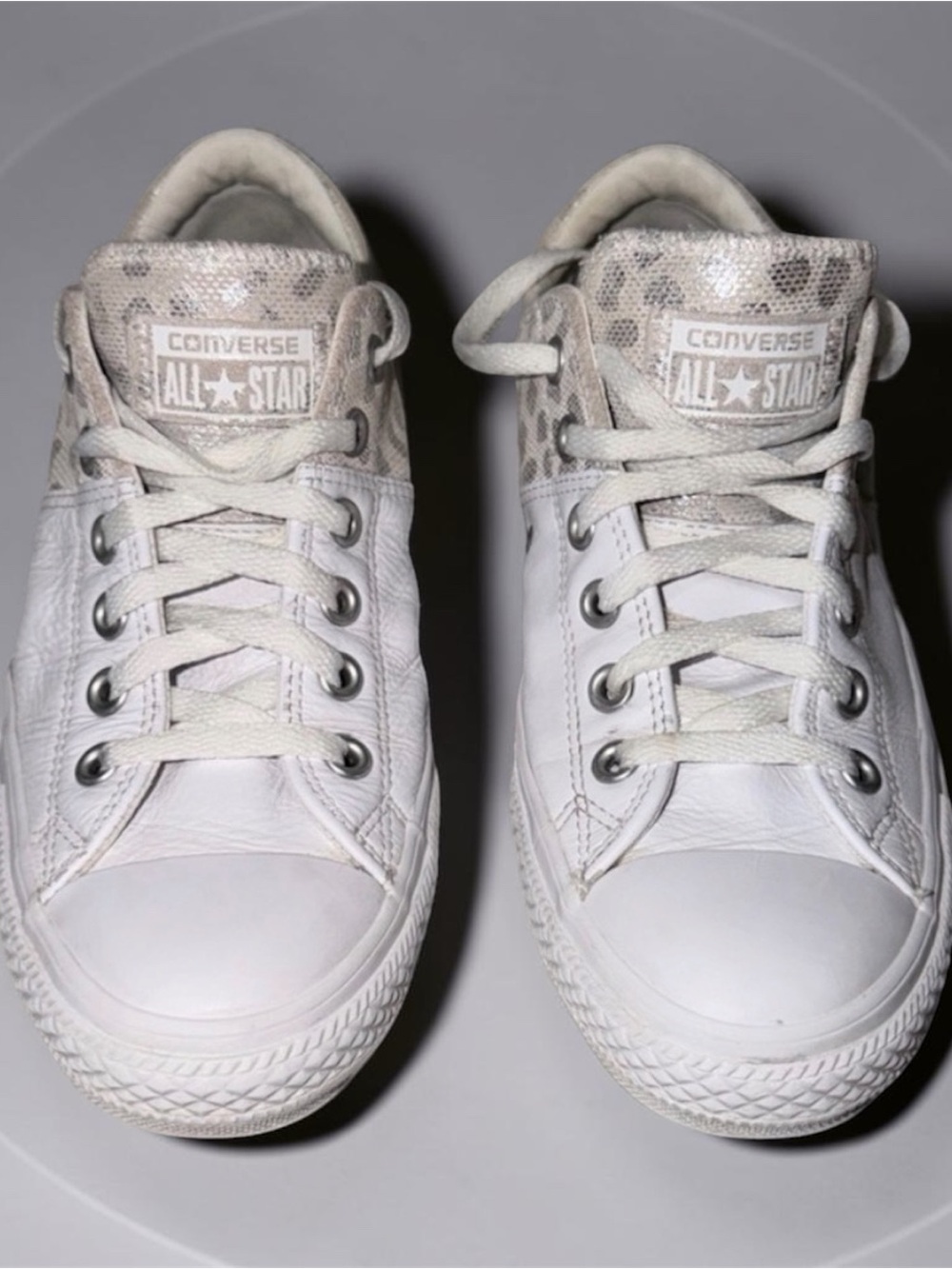 Converse Women's Low Top Sneakers in White with Beige/Silver Animal Print - Picture 1 of 7